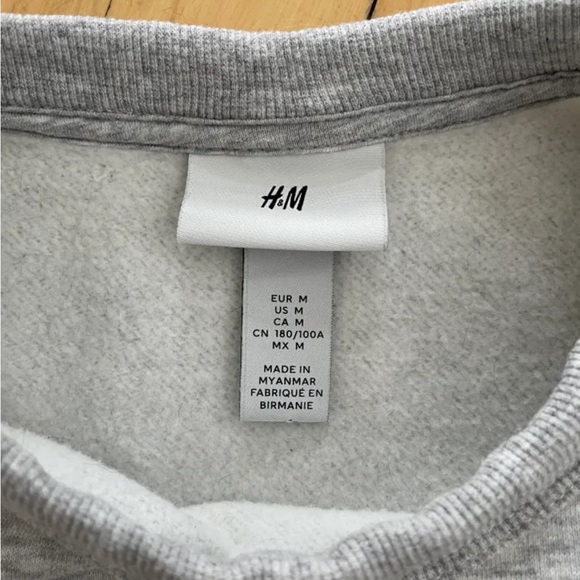 Grey cozy crewneck - Picture 3 of 4